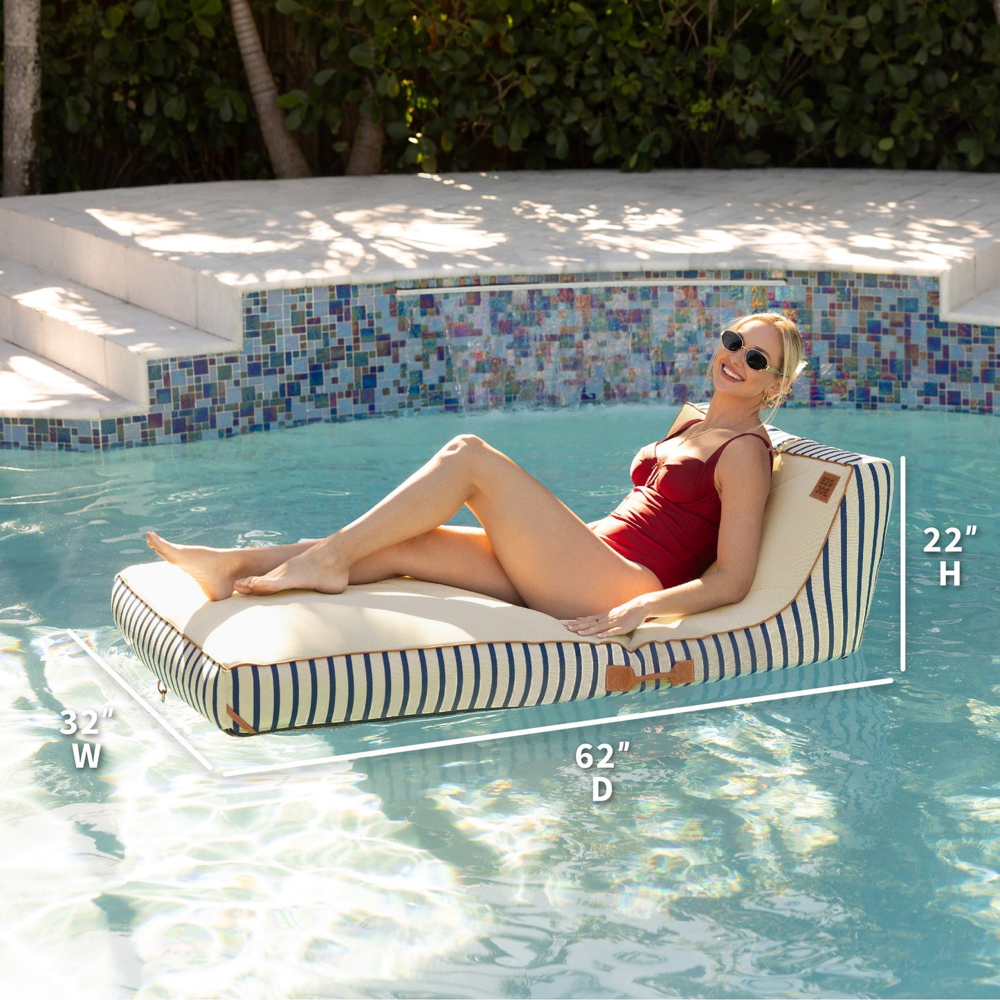 Lux Inflatable Chaise