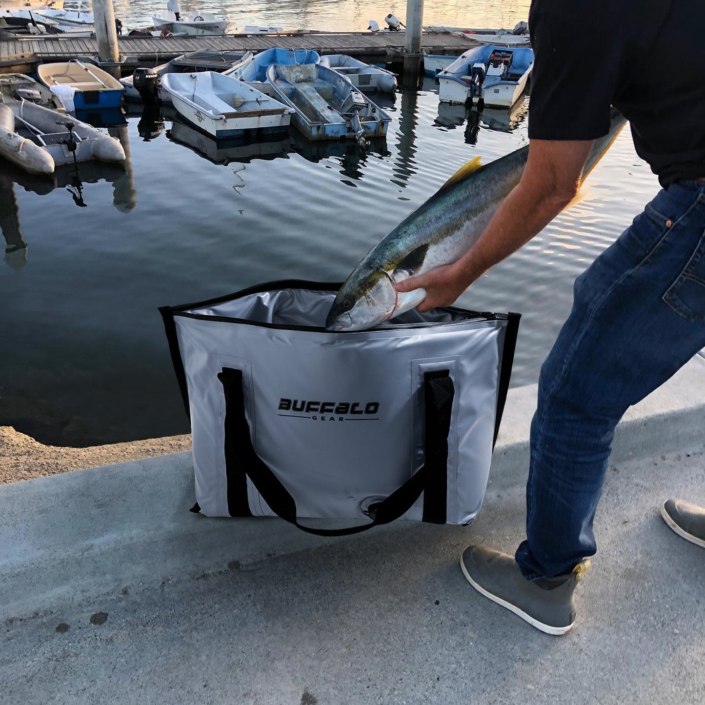 27QT Fish Bag Cooler With Flat Bottom