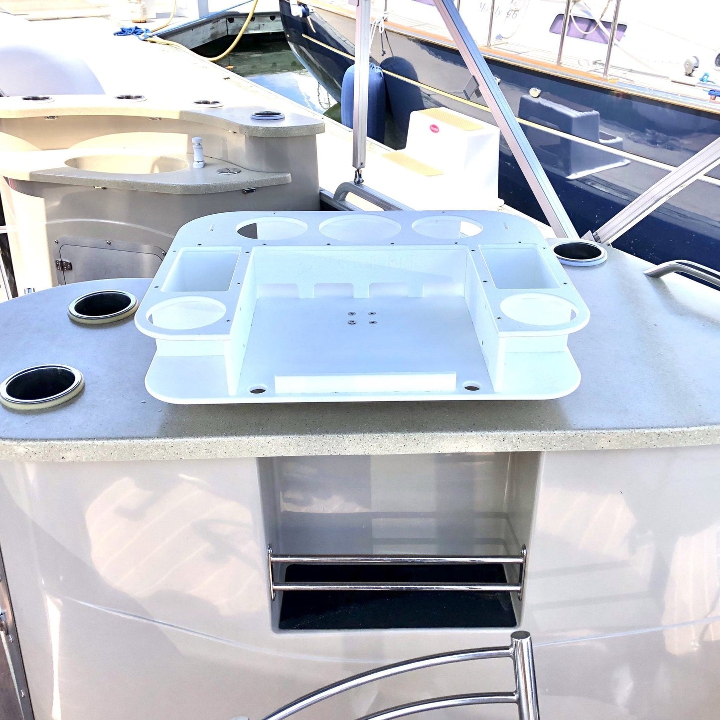Docktail Butler Boat Table with 2 SeaSucker Vacuum Mounts - Perfect for Smooth Flat Surface Locations