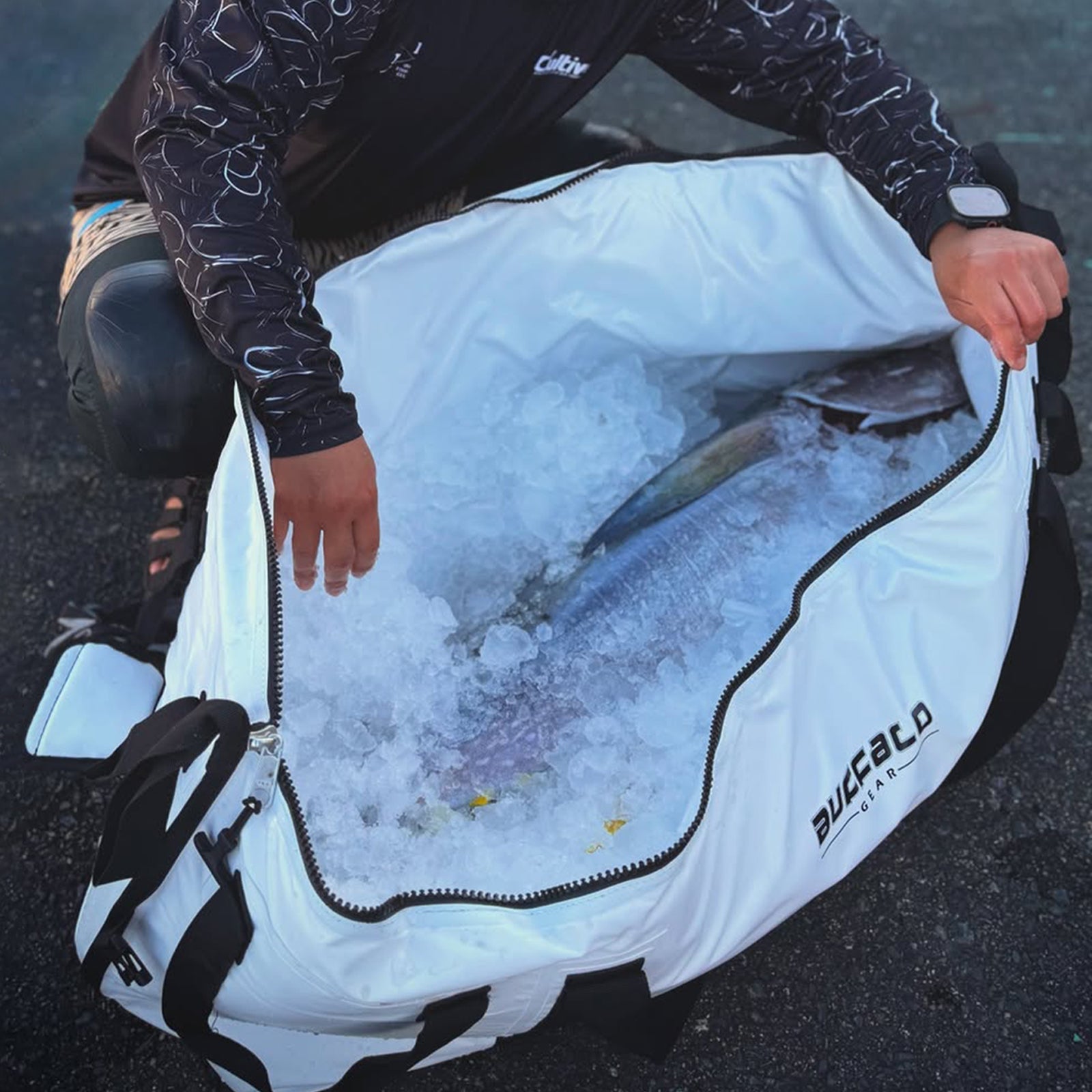 84QT Fish Cooler Bag With Flat Bottom – Innovative Marine Group