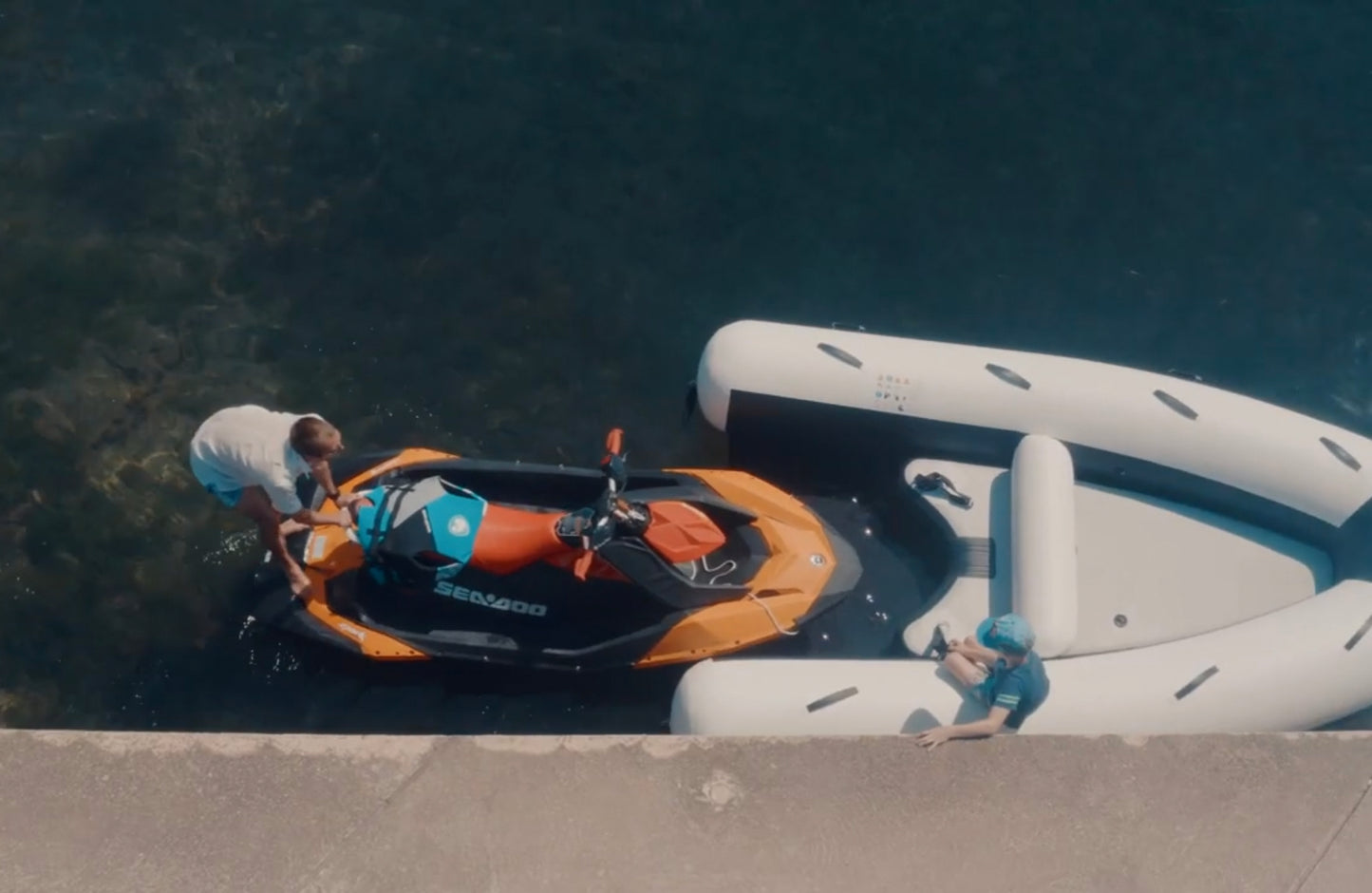 X Tenda Jet 125 - Inflatable Jet Ski Boat